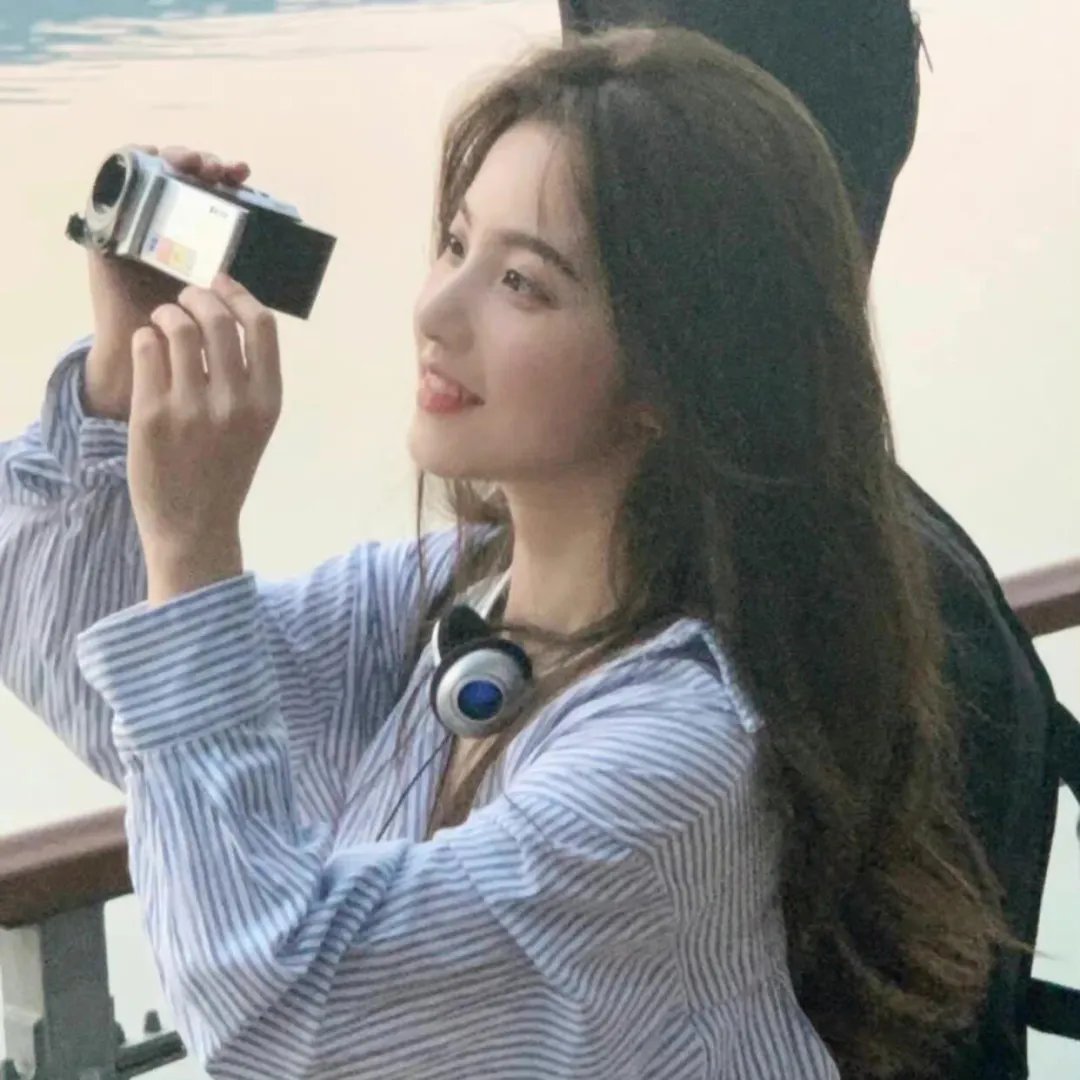 桃花七零我靠医术惊艳家属院