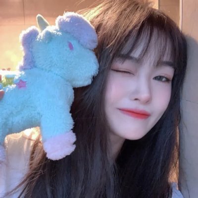 想被拥抱的12个女人